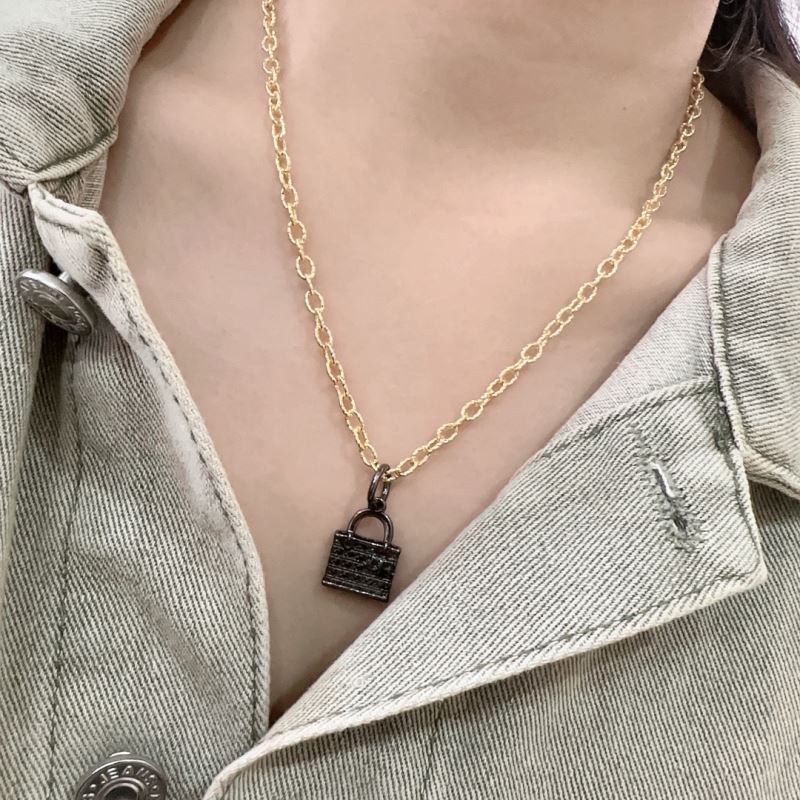 chr1st1an D10r necklaces